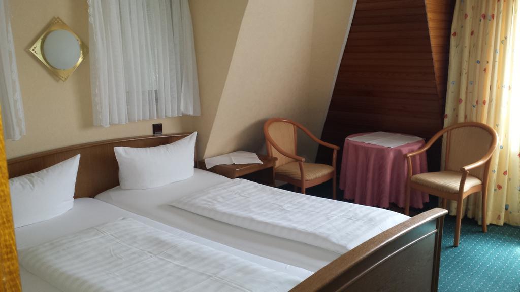 Gartenhotel 캄프보른호펜 객실 사진